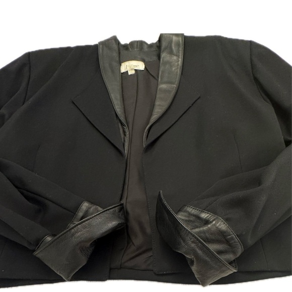 Vintage Leanto 80s Crop Blazer Tuxedo Jacket Black with Leather Detail size 5/6 - Picture 5 of 15